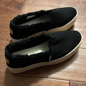 Toms Black Valencia Platform Espadrille New without tags